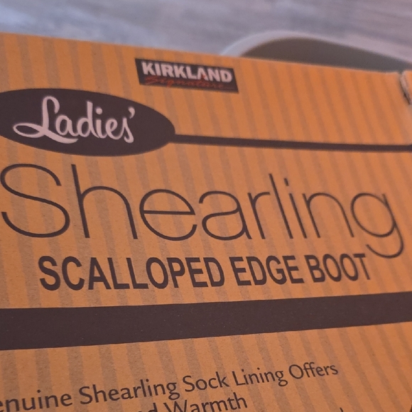 Kirkland Signature Black Winter Boots - Picture 12 of 12